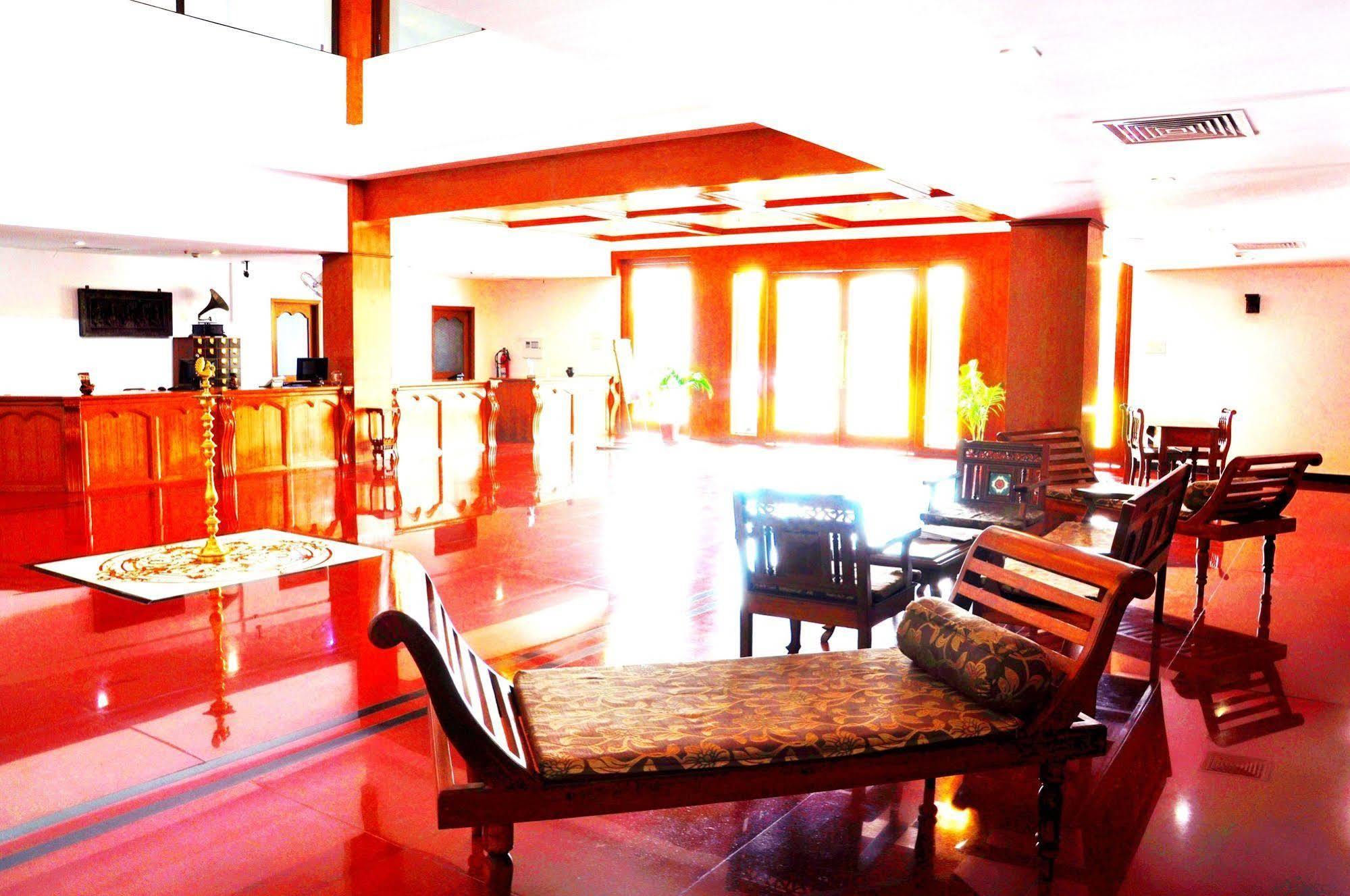 Hotel Bonsejour Pondicherry Exterior foto